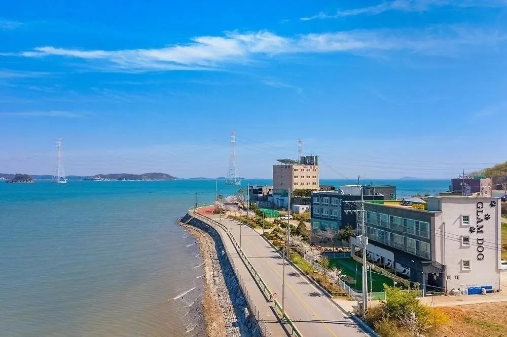 Glamdog Dog Pension Yeongheungdo Branch Incheon
