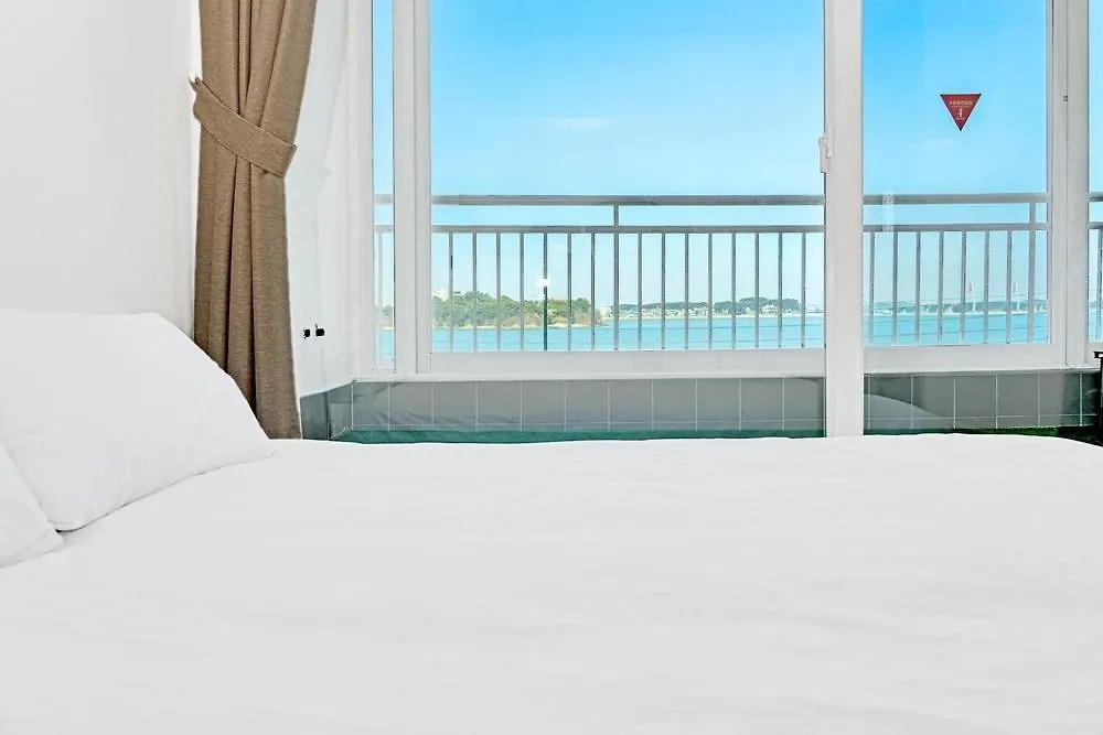*** Guest house Glamdog Dog Pension Yeongheungdo Branch Incheon South Korea