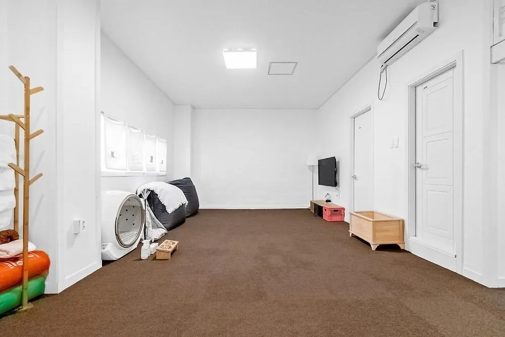 Glamdog Dog Pension Yeongheungdo Branch Incheon 3*,